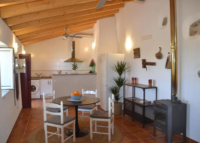 Casa Do Bairro - A Gema Escondida Da Hébergement de vacances Santa Catarina da Fonte do Bispo