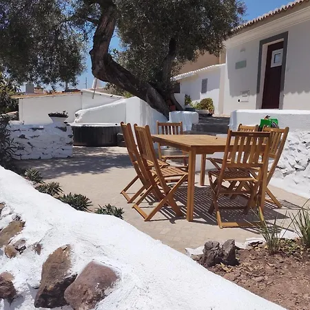 Casa Do Bairro - A Gema Escondida Da بيت للعطل *