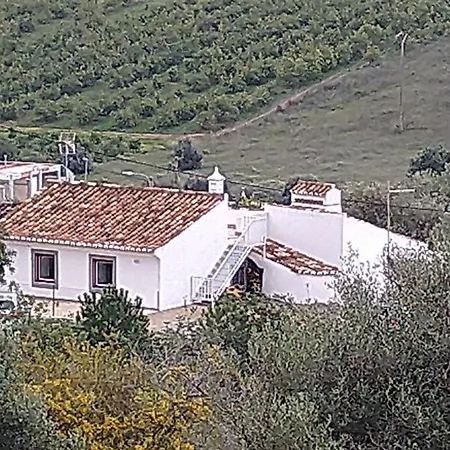 Casa Do Bairro - A Gema Escondida Da בית נופש